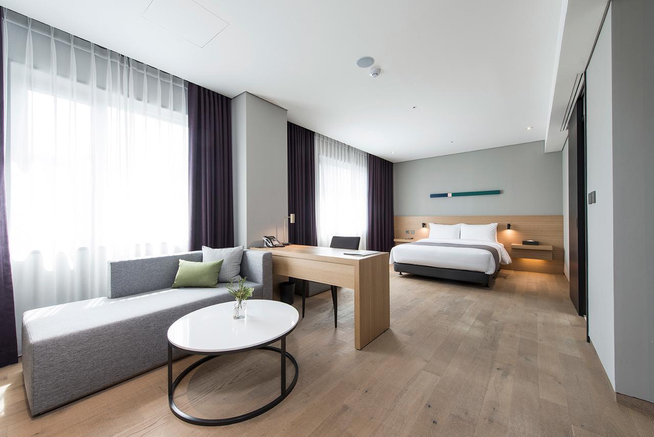 Alex 72 Hotel Suwon Exteriér fotografie