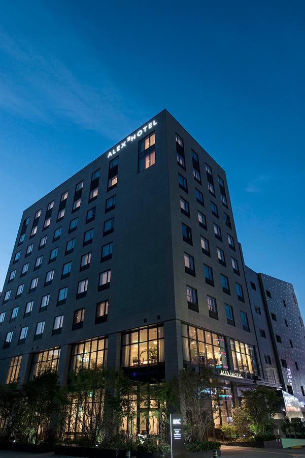 Alex 72 Hotel Suwon Exteriér fotografie